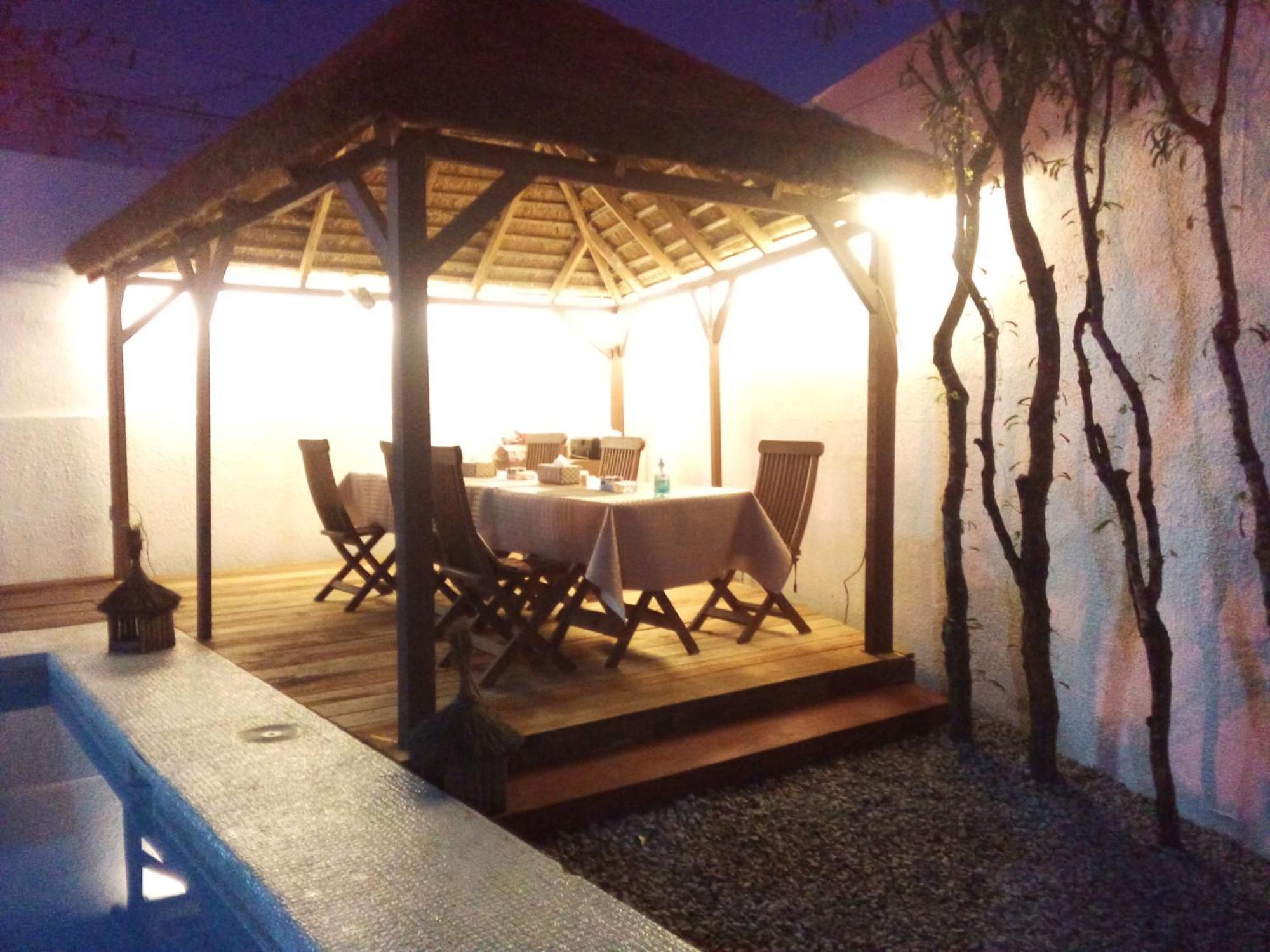 Villa Mango Abidjan Luaran gambar